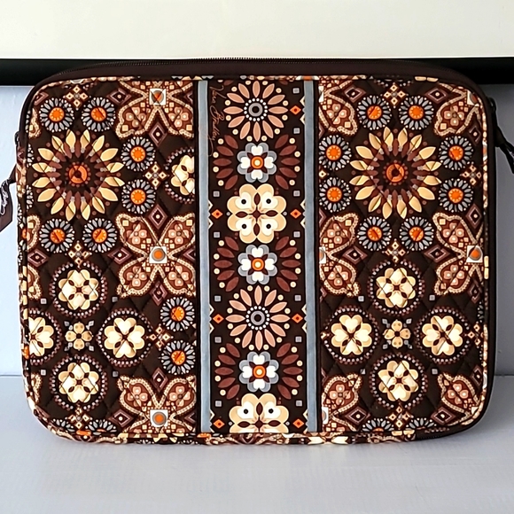 Vera Bradley 14"x11" Computer Case - Picture 1 of 5